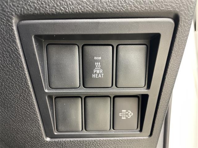 ハイラックス Z ブラックラリーエディション 4WD 寒冷地仕様 社外ナビ バック,左サイド,フロントカメラ トヨタセーフティセンス レーンディパーチャーアラート アダプティブクルーズコントロール フロントワイパーデアイサー ドアミラーヒーター(14枚目)