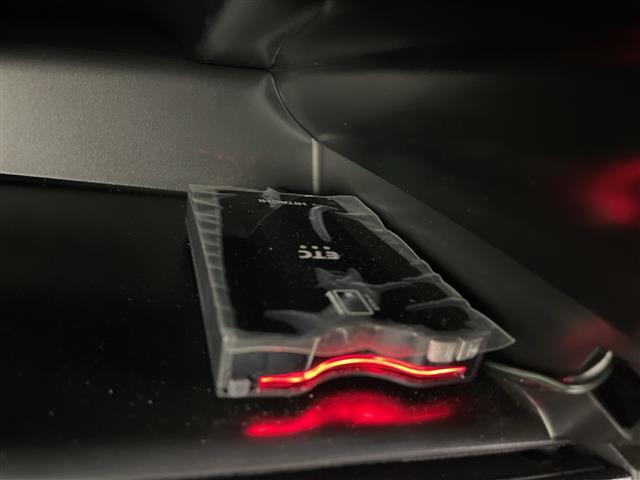 ハイラックス Z ブラックラリーエディション 4WD 寒冷地仕様 社外ナビ バック,左サイド,フロントカメラ トヨタセーフティセンス レーンディパーチャーアラート アダプティブクルーズコントロール フロントワイパーデアイサー ドアミラーヒーター(18枚目)