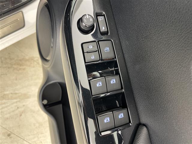 ハイラックス Z ブラックラリーエディション 4WD 寒冷地仕様 社外ナビ バック,左サイド,フロントカメラ トヨタセーフティセンス レーンディパーチャーアラート アダプティブクルーズコントロール フロントワイパーデアイサー ドアミラーヒーター(21枚目)