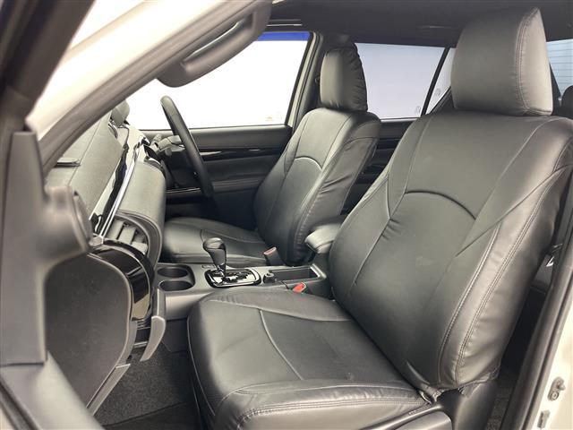 ハイラックス Z ブラックラリーエディション 4WD 寒冷地仕様 社外ナビ バック,左サイド,フロントカメラ トヨタセーフティセンス レーンディパーチャーアラート アダプティブクルーズコントロール フロントワイパーデアイサー ドアミラーヒーター(27枚目)