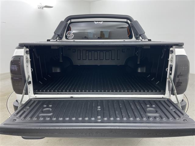 ハイラックス Z ブラックラリーエディション 4WD 寒冷地仕様 社外ナビ バック,左サイド,フロントカメラ トヨタセーフティセンス レーンディパーチャーアラート アダプティブクルーズコントロール フロントワイパーデアイサー ドアミラーヒーター(30枚目)