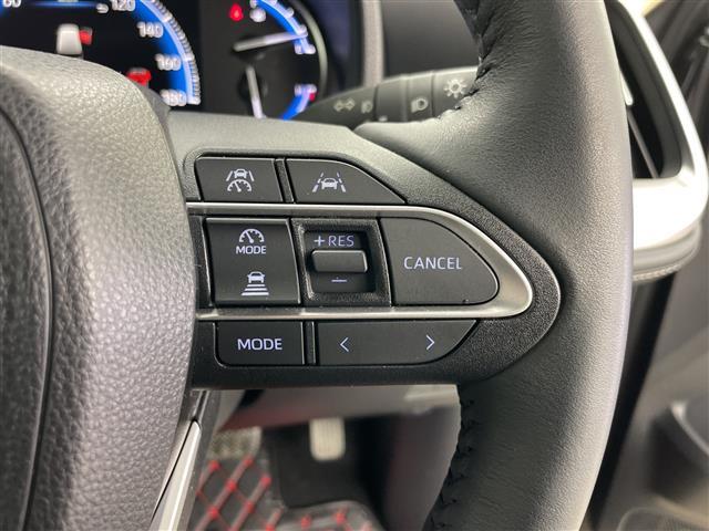 ノア ハイブリッドS-Z ・4WD・純正ナビ・バックカメラ・両側パワースライドドア・純正フリップダウンモニター・パワーバックドア・トヨタセーフティセンス・レーダークルーズコントロール・ハーフレザーシート・シートヒーター(12枚目)