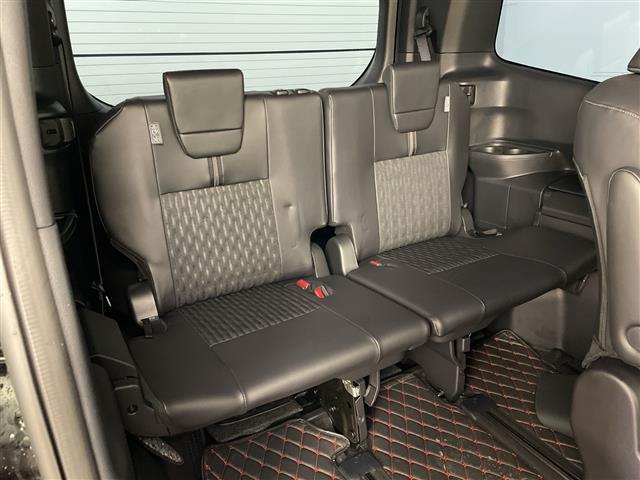 ノア ハイブリッドS-Z ・4WD・純正ナビ・バックカメラ・両側パワースライドドア・純正フリップダウンモニター・パワーバックドア・トヨタセーフティセンス・レーダークルーズコントロール・ハーフレザーシート・シートヒーター(25枚目)