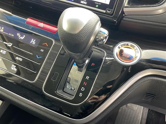 オデッセイ アブソルート・ホンダセンシング　純正９インチナビ＆フルセグＴＶ＆ＤＶＤ＆ＣＤ＆ＳＤ＆ＢＴ＆ＨＤＭＩ　バックカメラ　リヤフリップダウンモニター　純正エンジンスターター　両側パワースライドドア　ホンダセンシング　ＥＴＣ　Ｐシート（15枚目）