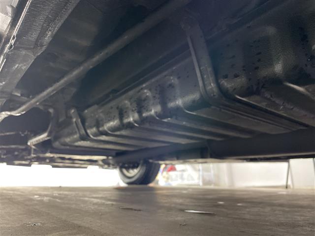 アルファード ２．５Ｓ　純正９．２インチＤＡ＆ナビ＆ＢＴ　バックモニター　レーダークルーズコントロール　アイドリングストップ　ＡＣ１００Ｖ　寒冷地仕様　両側パワースライド　レザー調シートカバー　夏冬タイヤ　保証書取説有（7枚目）