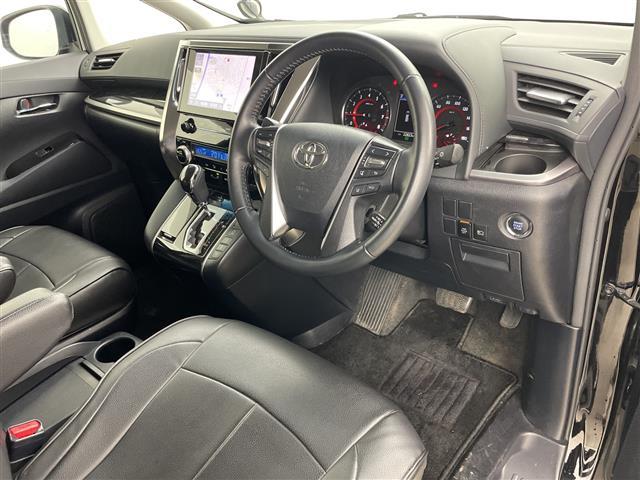 アルファード ２．５Ｓ　純正９．２インチＤＡ＆ナビ＆ＢＴ　バックモニター　レーダークルーズコントロール　アイドリングストップ　ＡＣ１００Ｖ　寒冷地仕様　両側パワースライド　レザー調シートカバー　夏冬タイヤ　保証書取説有（21枚目）