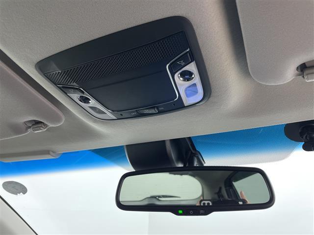 ヴェゼル ハイブリッドＸ・ホンダセンシング　１オーナー　純正ナビ＆ＴＶ＆ＢＴ　バックカメラ　パドルシフト　アダプティブクルーズコントロール　寒冷地仕様　フロントワイパーデアイサー　ドアミラーヒーター　前席シートヒーター　純正リモコンスターター（18枚目）