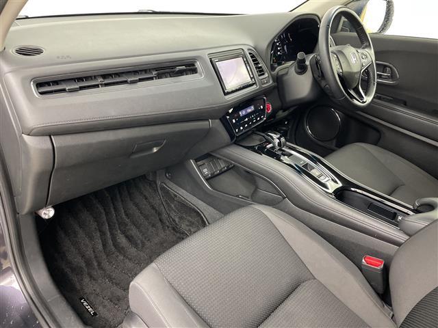 ヴェゼル ハイブリッドＸ・ホンダセンシング　１オーナー　純正ナビ＆ＴＶ＆ＢＴ　バックカメラ　パドルシフト　アダプティブクルーズコントロール　寒冷地仕様　フロントワイパーデアイサー　ドアミラーヒーター　前席シートヒーター　純正リモコンスターター（25枚目）