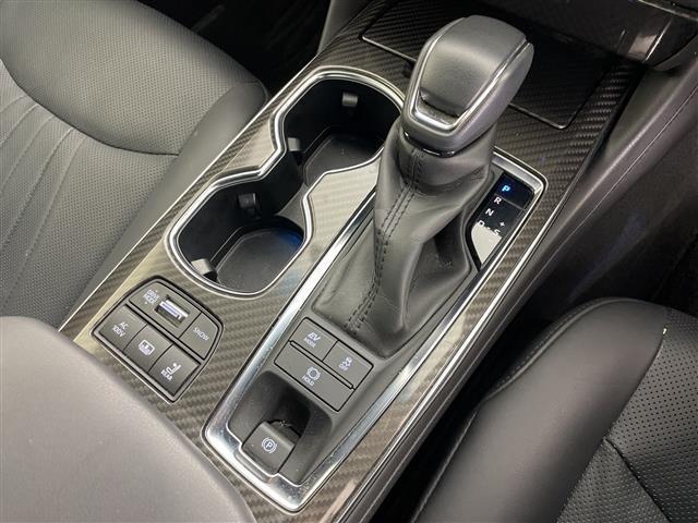 クラウンハイブリッド RSアドバンス Four ・ワンオーナー・4WD・寒冷地仕様・純正ナビ・バックカメラ・トヨタセーフティセンス・ブラインドスポットモニター・レーダークルーズコントロール・ヘッドアップディスプレイ・レザーシート・前席パワーシート(15枚目)