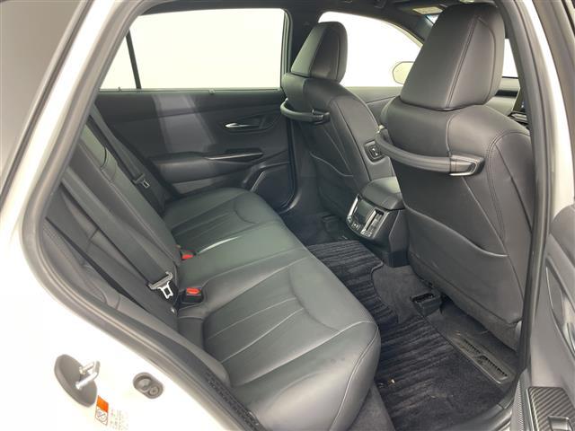 クラウンハイブリッド RSアドバンス Four ・ワンオーナー・4WD・寒冷地仕様・純正ナビ・バックカメラ・トヨタセーフティセンス・ブラインドスポットモニター・レーダークルーズコントロール・ヘッドアップディスプレイ・レザーシート・前席パワーシート(25枚目)