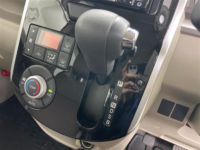 タント Ｘ　ＳＡＩＩＩ　社外ナビ＆ＴＶ＆ＢＴ　バックカメラ　スマートアシストＩＩＩ　エコアイドル　寒冷地仕様　左側パワースライドドア　ドアミラーヒーター　運転席シートヒーター　ＥＴＣ　純正リモコンスターター　夏冬タイヤ（14枚目）