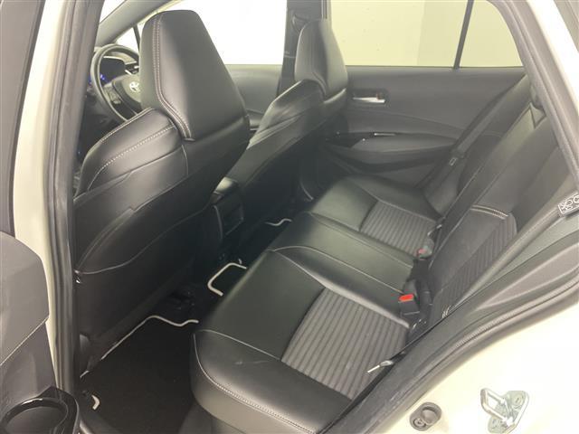 カローラツーリング ハイブリッド ダブルバイビー 4WD 純正ナビ バックカメラ トヨタセーフティーセンス レーダークルーズコントロール ハーフレザーシート 前席シートヒーター ステアリングヒーター ビルトインETC LEDヘッドライト スマートキー(28枚目)