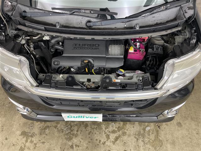 タント カスタムRS SA 4WD・社外ナビ(HDD&AM&FM)・両側パワースライドドア・社外前後ドライブレコーダー・アイドリングストップ・プッシュスタート・HIDヘッドライト・オートライト・スマートキー・夏タイヤ積込(6枚目)