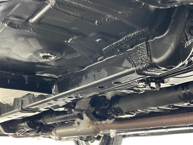 タント カスタムRS SA 4WD・社外ナビ(HDD&AM&FM)・両側パワースライドドア・社外前後ドライブレコーダー・アイドリングストップ・プッシュスタート・HIDヘッドライト・オートライト・スマートキー・夏タイヤ積込(7枚目)