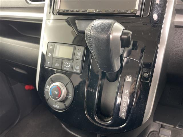 タント カスタムRS SA 4WD・社外ナビ(HDD&AM&FM)・両側パワースライドドア・社外前後ドライブレコーダー・アイドリングストップ・プッシュスタート・HIDヘッドライト・オートライト・スマートキー・夏タイヤ積込(13枚目)