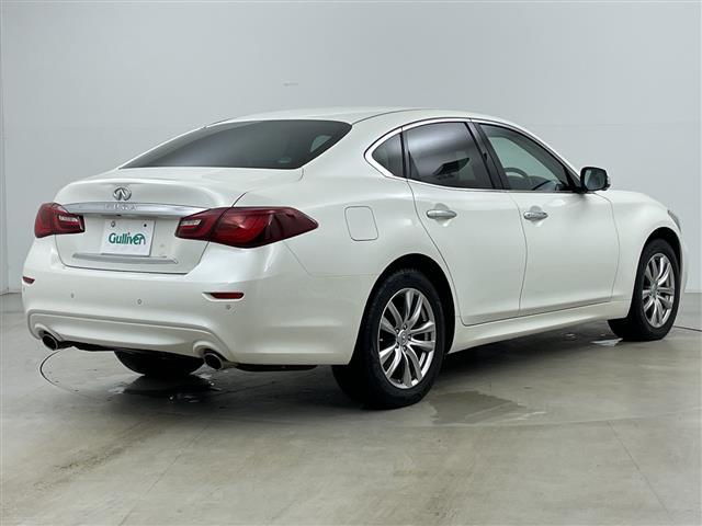 フーガ 370GT FOUR ・4WD・純正ナビ&TV&CD&BT・全方位カメラ・エマージェンシーブレーキ・ブラインドスポットモニター・レーダークルーズコントロール・ステアリングスイッチ・レザーシート・パワーシート(32枚目)