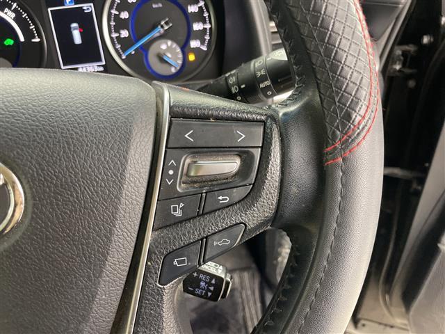 ヴェルファイアハイブリッド Ｘ　４ＷＤ　寒冷地　ＪＢＬ　純正ナビ　全方位カメラ　クルーズコントロール　純正フリップダウンモニター　両側パワースライドドア　ステアリングスイッチ　１５００Ｗコンセント　ビルトインＥＴＣ　社外ドラレコ前後（12枚目）