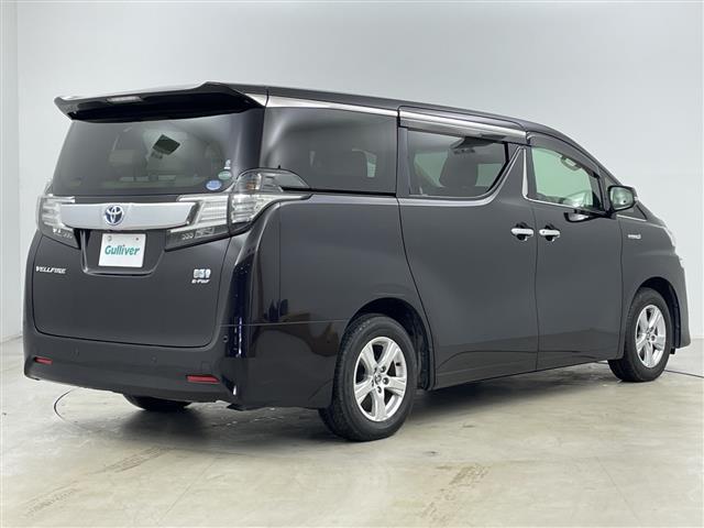 ヴェルファイアハイブリッド Ｘ　４ＷＤ　寒冷地　ＪＢＬ　純正ナビ　全方位カメラ　クルーズコントロール　純正フリップダウンモニター　両側パワースライドドア　ステアリングスイッチ　１５００Ｗコンセント　ビルトインＥＴＣ　社外ドラレコ前後（33枚目）