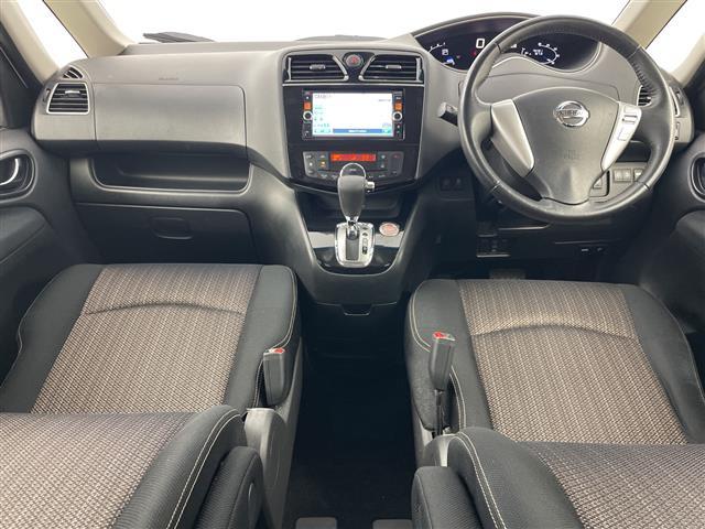 セレナ ハイウェイスター　Ｖセレクション＋セーフティ　Ａセフ　・４ＷＤ・純正ナビ・全方位カメラ・両側パワースライドドア・エマージェンシーブレーキ・クルーズコントロール・アイドリングストップ・ビルトインＥＴＣ・ＨＩＤヘッドライト・オートライト・夏タイヤ積込（2枚目）