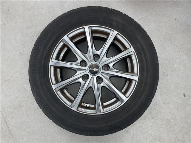 セレナ ハイウェイスター　Ｖセレクション＋セーフティ　Ａセフ　・４ＷＤ・純正ナビ・全方位カメラ・両側パワースライドドア・エマージェンシーブレーキ・クルーズコントロール・アイドリングストップ・ビルトインＥＴＣ・ＨＩＤヘッドライト・オートライト・夏タイヤ積込（40枚目）