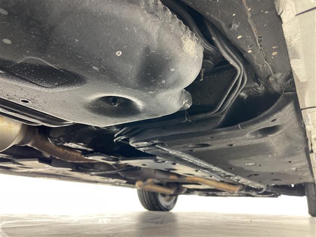 �K���X�R�[�e�B���O�A�i�r�Q�[�V�����A�d�s�b�ȂǁA���̑��̃p�[�c�̎��t�������ς���̂����k�������Ă���܂��I�I�N���}�̂��Ɖ��ł����C�����������I