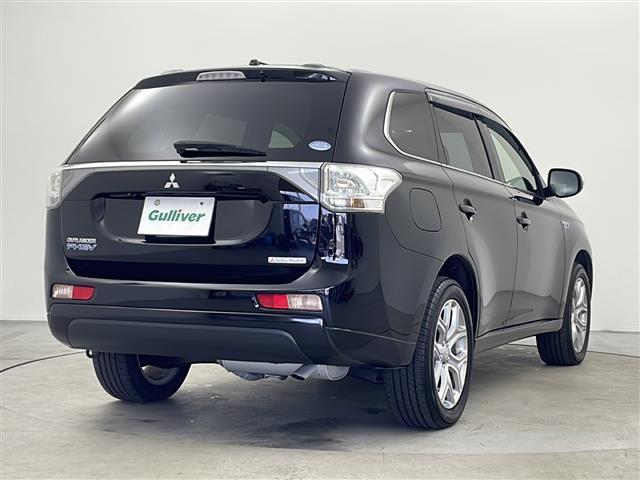 アウトランダーＰＨＥＶ Ｇセーフティパッケージ　４ＷＤ　社外ＳＤナビ　バックカメラ　ＦＣＭ　クルーズコントロール　ＬＤＷ　横滑り防止装置　１００ＶＡＣ　パドルシフト　ステアリングスイッチ　前席シートヒーター　ハーフレザーシート　ＥＴＣ　取扱説明書（38枚目）