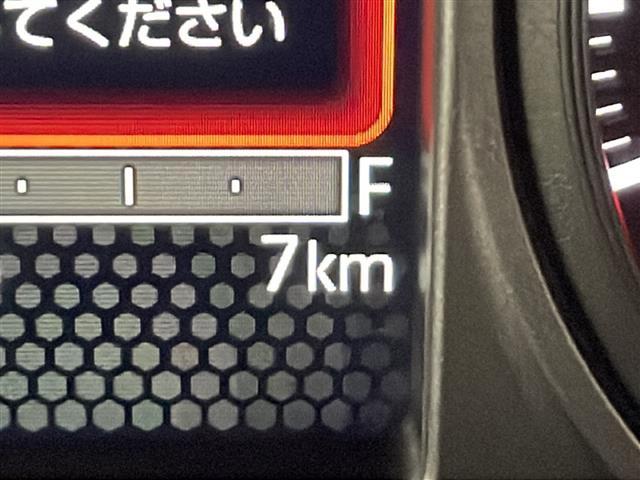 タフト Ｇターボ　クロムベンチャー　４ＷＤ　バックカメラ　ターボ車　オートクルーズコントロール　スマートアシスト　ＬＥＤライト　ガラスルーフ　ルーフレール　スマートキー　スペアキー　先行車発進お知らせ　前席シートヒーター　レーンキープ（7枚目）