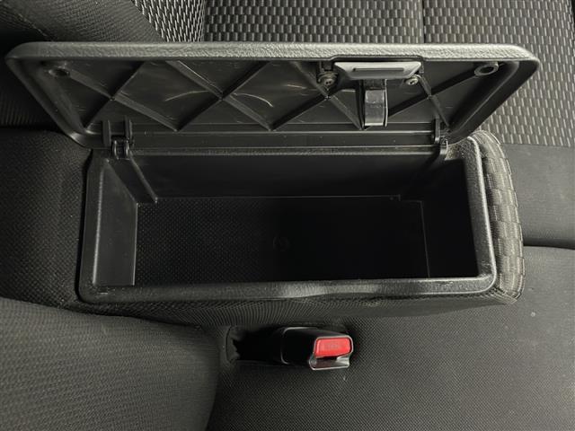 ウェイク ＬスペシャルリミテッドＳＡＩＩＩ　４ＷＤ　ワンオーナー　片側パワースライドドア　純正ナビ　フルセグＴＶ　全方位カメラ　バックカメラ　オーディオステアリモコン　ＵＳＢポート　スマートアシストＩＩＩ　オートハイビーム　アイドリングストップ（19枚目）