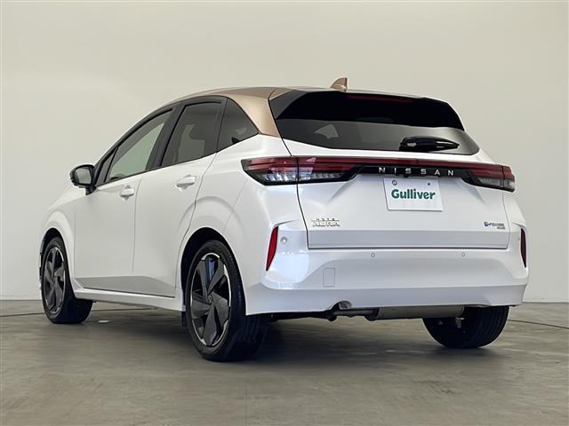 オーラ Ｇ　ＦＯＵＲ　レザーエディション　４ＷＤ　純正ナビ　フルセグＴＶ　全方位カメラ　プロパイロット　ステアリングヒーター　ＢＯＳＥサウンドシステム　デジタルインナーミラー　ワイヤレス充電　シートヒーター　スマートキー　スペアキー　ＥＴＣ（43枚目）