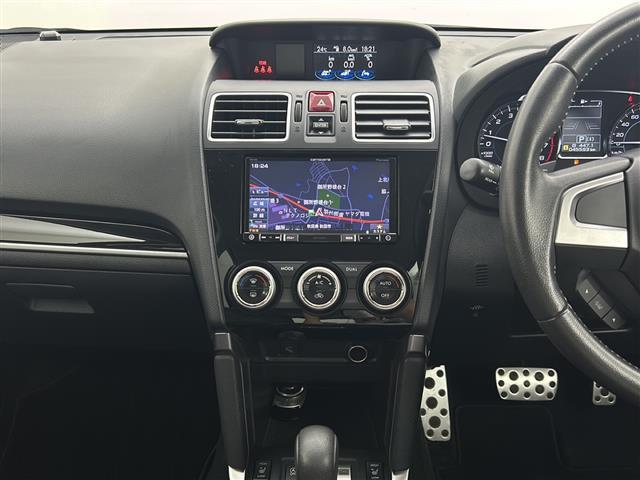フォレスター Ｓ－リミテッド　４ＷＤ　純正ナビ　フルセグＴＶ　バックカメラ　パワーシート　シートヒーター　レーダークルーズコントロール　ヒルディセントコントロール　パドルシフト　ハーフレザー　オートライト　スマートキー　スペアキー（14枚目）