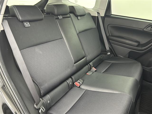 フォレスター Ｓ－リミテッド　４ＷＤ　純正ナビ　フルセグＴＶ　バックカメラ　パワーシート　シートヒーター　レーダークルーズコントロール　ヒルディセントコントロール　パドルシフト　ハーフレザー　オートライト　スマートキー　スペアキー（24枚目）