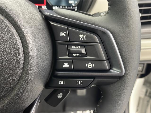 フォレスター プレミアムＳ：ＨＥＶ　ＥＸ　純正ナビ　Ｂｌｕｅｔｏｏｔｈ　フルセグＴＶ　シートヒーター　パワーシート　オートクルーズコントロール　デジタルインナーミラー　置くだけ充電　オートビークルホールド　パワーバックドア　アイサイト（11枚目）