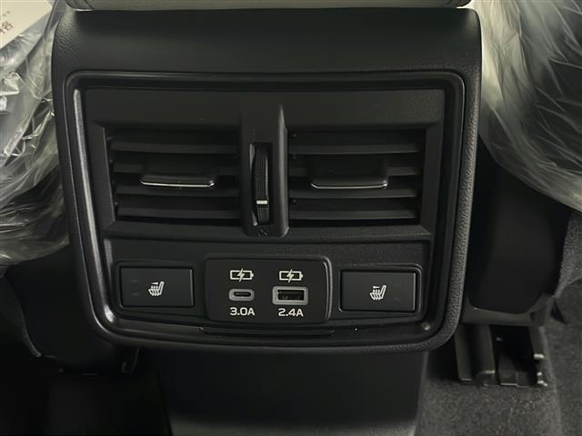 フォレスター プレミアムＳ：ＨＥＶ　ＥＸ　純正ナビ　Ｂｌｕｅｔｏｏｔｈ　フルセグＴＶ　シートヒーター　パワーシート　オートクルーズコントロール　デジタルインナーミラー　置くだけ充電　オートビークルホールド　パワーバックドア　アイサイト（20枚目）