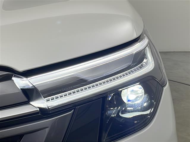 フォレスター プレミアムＳ：ＨＥＶ　ＥＸ　純正ナビ　Ｂｌｕｅｔｏｏｔｈ　フルセグＴＶ　シートヒーター　パワーシート　オートクルーズコントロール　デジタルインナーミラー　置くだけ充電　オートビークルホールド　パワーバックドア　アイサイト（31枚目）