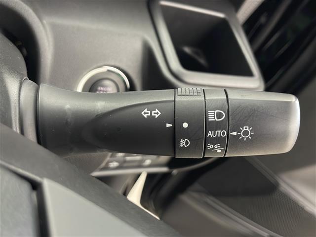 ソリオバンディット ハイブリッドＭＶ　４ＷＤ　純正ナビ　フルセグＴＶ　全方位カメラ　アダプティブクルーズコントロール　両側パワースライドドア　シートヒーター　ヘッドアップディスプレイ　デジタルインナーミラー　純正フロアマット　ＥＴＣ（10枚目）