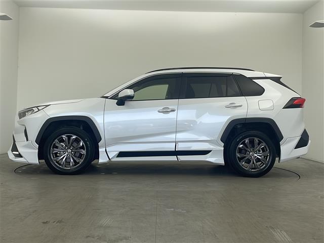 ＲＡＶ４ Ｇ　４ＷＤ　ＴＲＤエアロ　ルーフレール　パワーバックドア　純正ディスプレイオーディオ　全方位カメラ・バックカメラ　ビルトインＥＴＣ２．０　トヨタセーフティセンス　アダプティブクルーズコントロール　ＵＳＢ（28枚目）