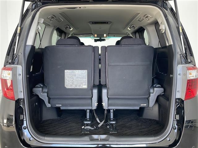 アルファード ２４０Ｓ　４ＷＤ　純正ナビ　ビルトインＥＴＣ　クルーズコントロール　コーナーセンサー　クリアランスソナー　バックカメラ　プッシュスタート　スマートキー　純正ホイール夏タイヤ装着　ＨＩＤヘッドライト　フォグランプ（25枚目）