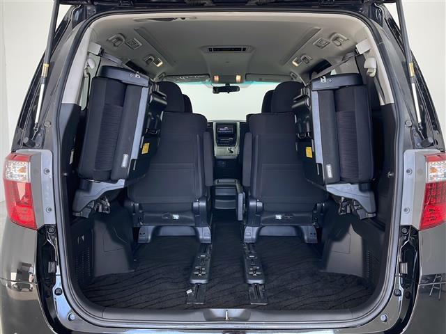アルファード ２４０Ｓ　４ＷＤ　純正ナビ　ビルトインＥＴＣ　クルーズコントロール　コーナーセンサー　クリアランスソナー　バックカメラ　プッシュスタート　スマートキー　純正ホイール夏タイヤ装着　ＨＩＤヘッドライト　フォグランプ（26枚目）