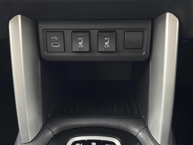 カローラクロス ハイブリッド　Ｚ　４ＷＤ　メモリ純正ナビ　Ｂｌｕｅｔｏｏｔｈ　フルセグ　バックカメラ　ビルトインＥＴＣ　クルーズコントロール　レーンキープアシスト　車線逸脱警報　ステアリングヒーター　クリアランスソナー（10枚目）