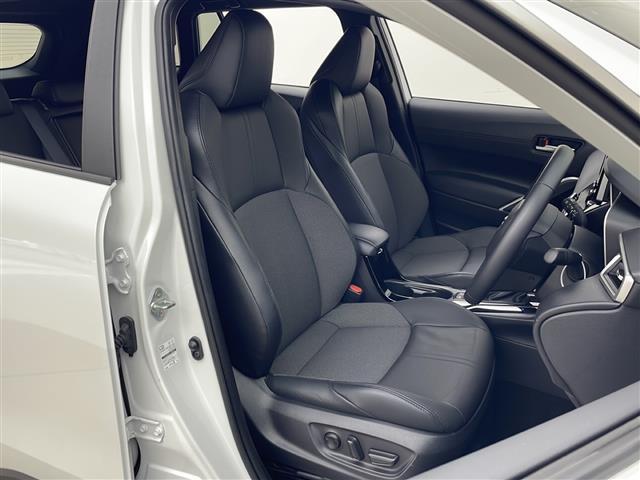 カローラクロス ハイブリッド　Ｚ　４ＷＤ　メモリ純正ナビ　Ｂｌｕｅｔｏｏｔｈ　フルセグ　バックカメラ　ビルトインＥＴＣ　クルーズコントロール　レーンキープアシスト　車線逸脱警報　ステアリングヒーター　クリアランスソナー（20枚目）