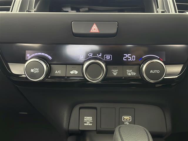 フィット クロスター　衝突被害軽減システム　横滑り装置　純正ＡＷ　バックカメラ装着車両　ステアリングリモコン装置着車両　レーンキープアシスト　自動パーキングブレーキ　ブレーキホールド　オートエアコン　ＵＳＢポート（18枚目）