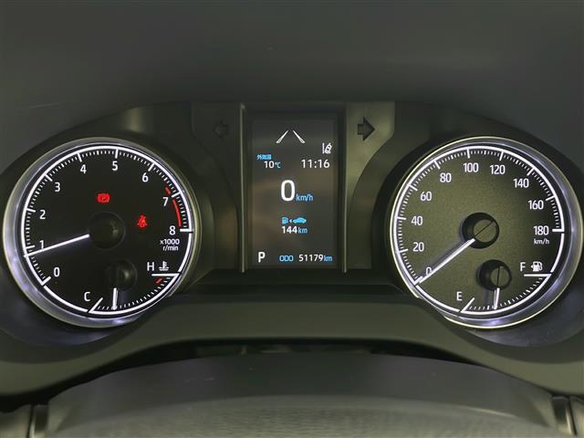 ハリアー Ｓ　４ＷＤ　純正メモリナビ　Ｂｌｕｅｔｏｏｔｈ　フルセグ　バックカメラ　ビルトインＥＴＣ　１００Ｖ充電　クルーズコントロール　前方ドライブレコーダー　純正ＡＷ　置くだけ充電　車線逸脱警報　寒冷地仕様（6枚目）