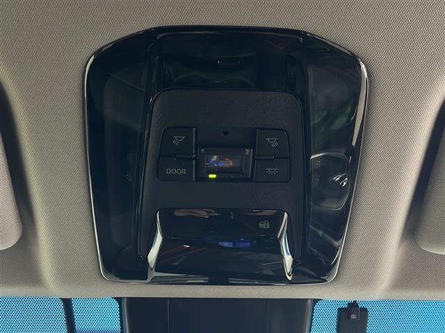 ハリアー Ｓ　４ＷＤ　純正メモリナビ　Ｂｌｕｅｔｏｏｔｈ　フルセグ　バックカメラ　ビルトインＥＴＣ　１００Ｖ充電　クルーズコントロール　前方ドライブレコーダー　純正ＡＷ　置くだけ充電　車線逸脱警報　寒冷地仕様（12枚目）