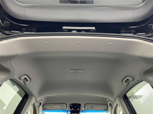 ハリアー Ｓ　４ＷＤ　純正メモリナビ　Ｂｌｕｅｔｏｏｔｈ　フルセグ　バックカメラ　ビルトインＥＴＣ　１００Ｖ充電　クルーズコントロール　前方ドライブレコーダー　純正ＡＷ　置くだけ充電　車線逸脱警報　寒冷地仕様（29枚目）