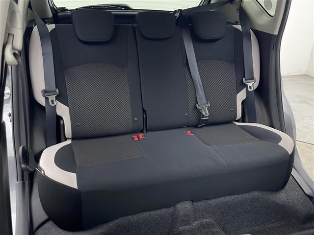 ノート ｅ－パワー　Ｘ　ＦＯＵＲ　純正ナビ　フルセグＴＶ　バックカメラ　ＥＴＣ　横滑り防止装置　衝突被害軽減システム　クリアランスソナー　ライトレベライザー　レーンキープアシスト　純正ＡＷ　純正フロアマット　コーナーセンサー（22枚目）