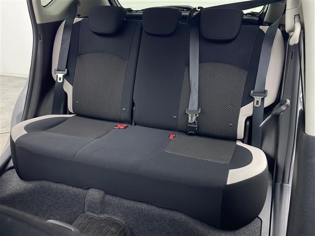 ノート ｅ－パワー　Ｘ　ＦＯＵＲ　純正ナビ　フルセグＴＶ　バックカメラ　ＥＴＣ　横滑り防止装置　衝突被害軽減システム　クリアランスソナー　ライトレベライザー　レーンキープアシスト　純正ＡＷ　純正フロアマット　コーナーセンサー（24枚目）