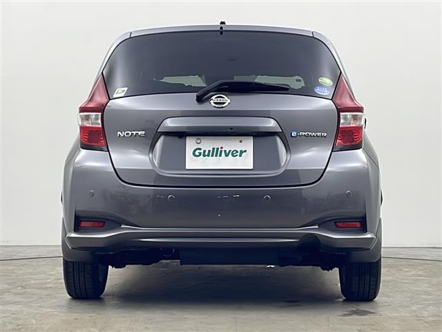 ノート ｅ－パワー　Ｘ　ＦＯＵＲ　純正ナビ　フルセグＴＶ　バックカメラ　ＥＴＣ　横滑り防止装置　衝突被害軽減システム　クリアランスソナー　ライトレベライザー　レーンキープアシスト　純正ＡＷ　純正フロアマット　コーナーセンサー（29枚目）