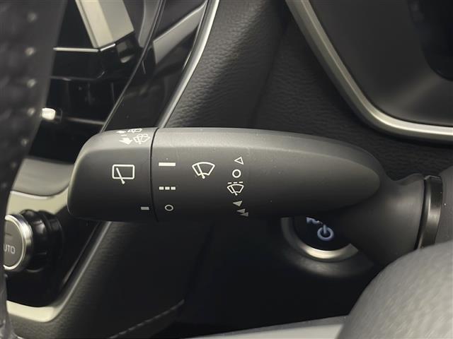 カローラツーリング ハイブリッド G 純正ナビ フルセグTV バックカメラ ETC2.0 フロントワイパーデアイサー 横滑り防止装置 オートマチックハイビーム ライトレベライザー クリアランスソナー クルーズコントロール スマートキー(12枚目)