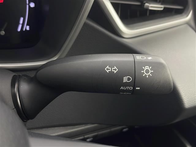 カローラツーリング ハイブリッド G 純正ナビ フルセグTV バックカメラ ETC2.0 フロントワイパーデアイサー 横滑り防止装置 オートマチックハイビーム ライトレベライザー クリアランスソナー クルーズコントロール スマートキー(13枚目)