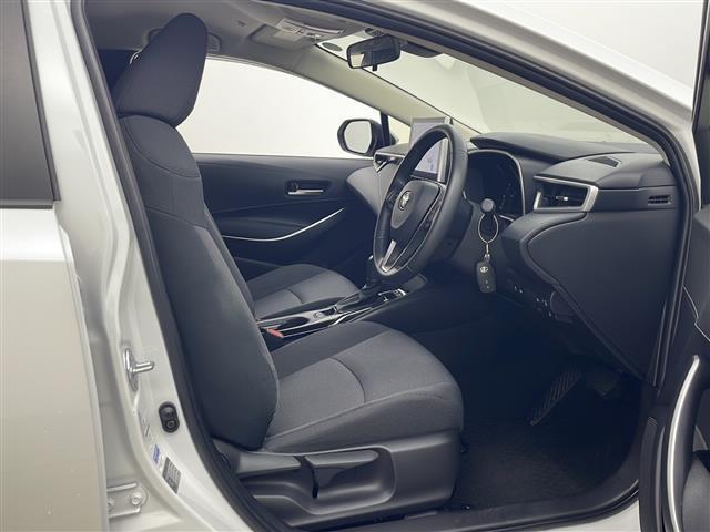 カローラツーリング ハイブリッド G 純正ナビ フルセグTV バックカメラ ETC2.0 フロントワイパーデアイサー 横滑り防止装置 オートマチックハイビーム ライトレベライザー クリアランスソナー クルーズコントロール スマートキー(21枚目)